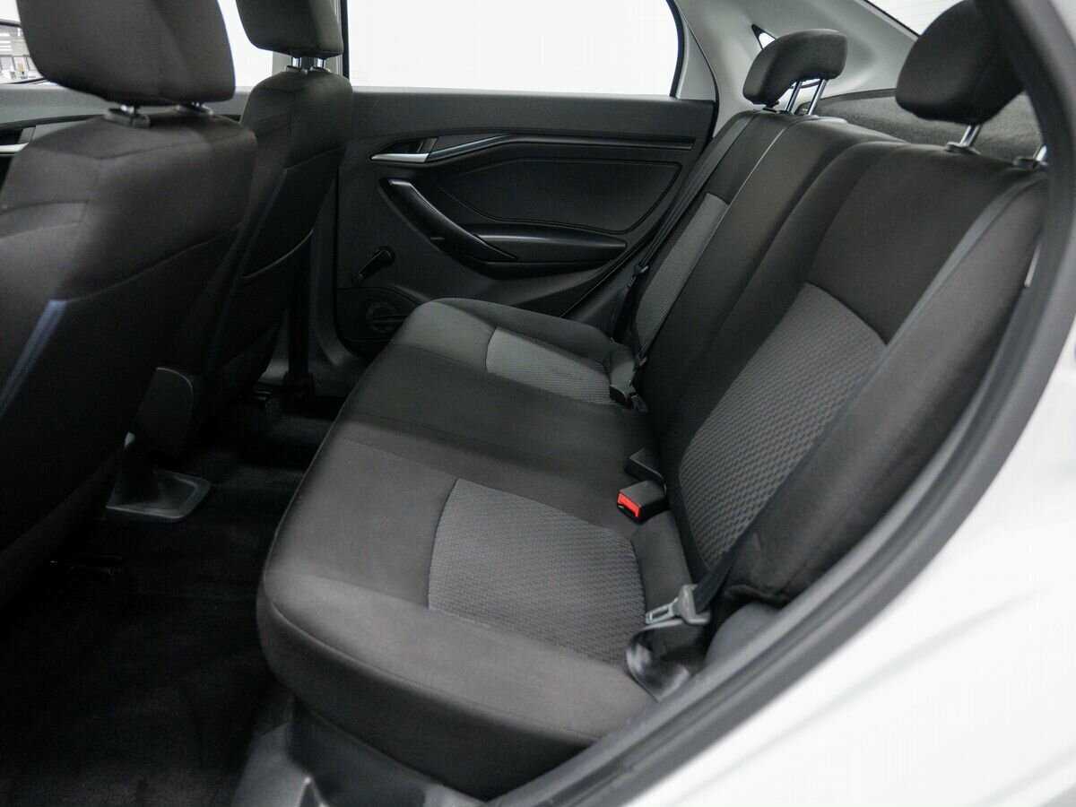 Lada (ВАЗ) Vesta с пробегом — 2019 год. Фото: #11