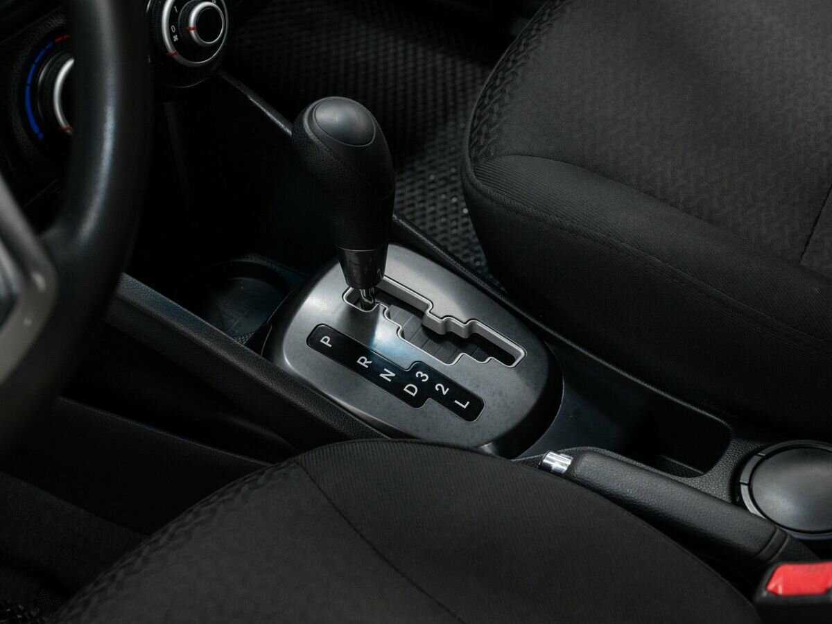 Kia Rio с пробегом — 2012 год. Фото: #15