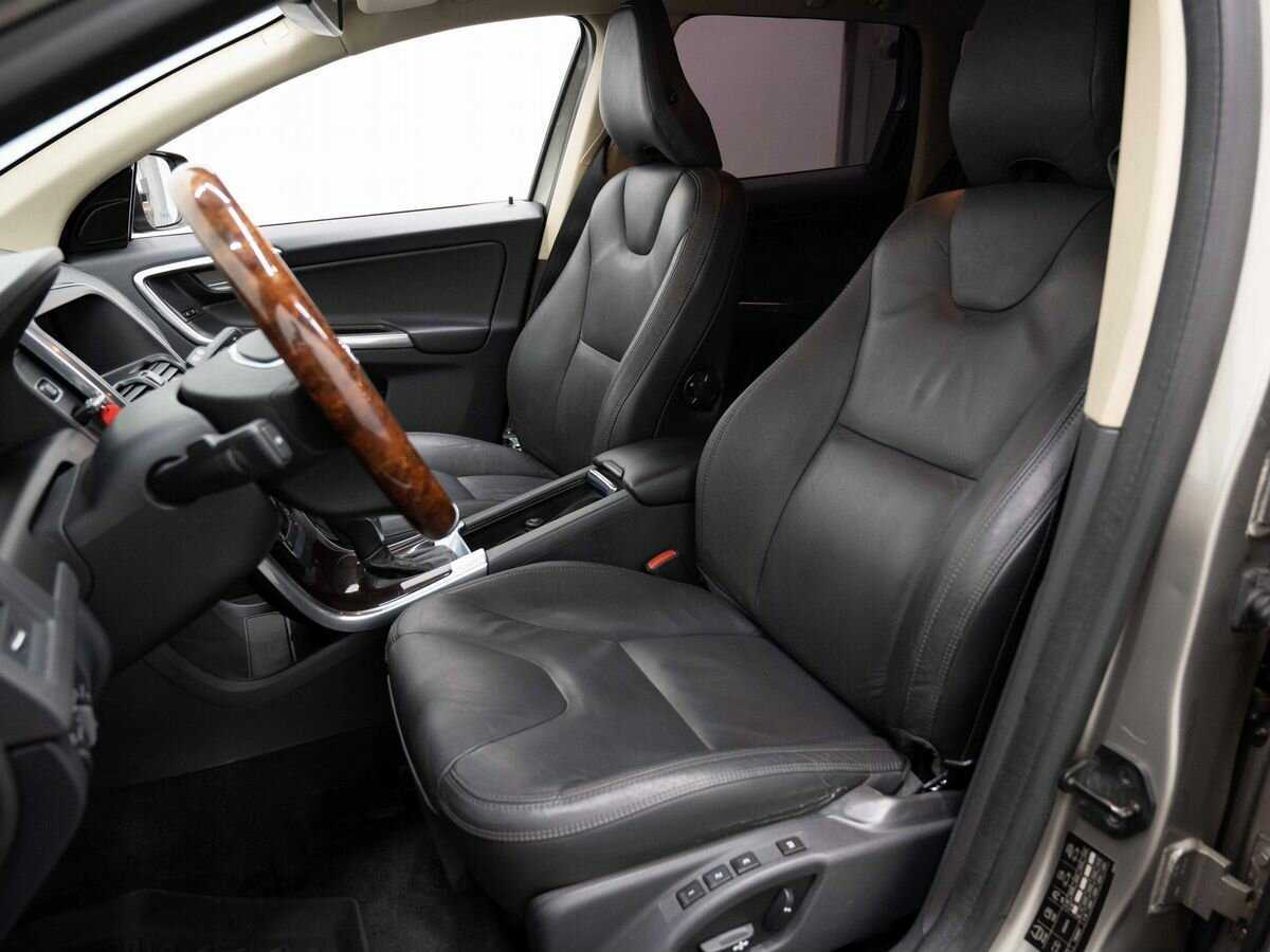Volvo XC60 с пробегом — 2012 год. Фото: #7