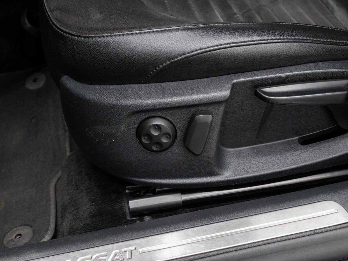 Volkswagen Passat с пробегом — 2012 год. Фото: #17