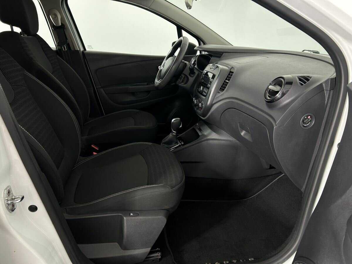 Renault Kaptur с пробегом — 2018 год. Фото: #13