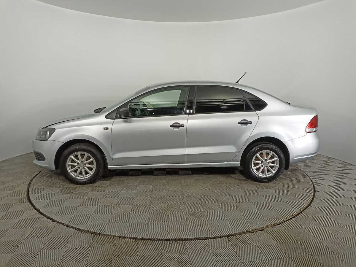 Volkswagen Polo с пробегом — 2014 год. Фото: #7