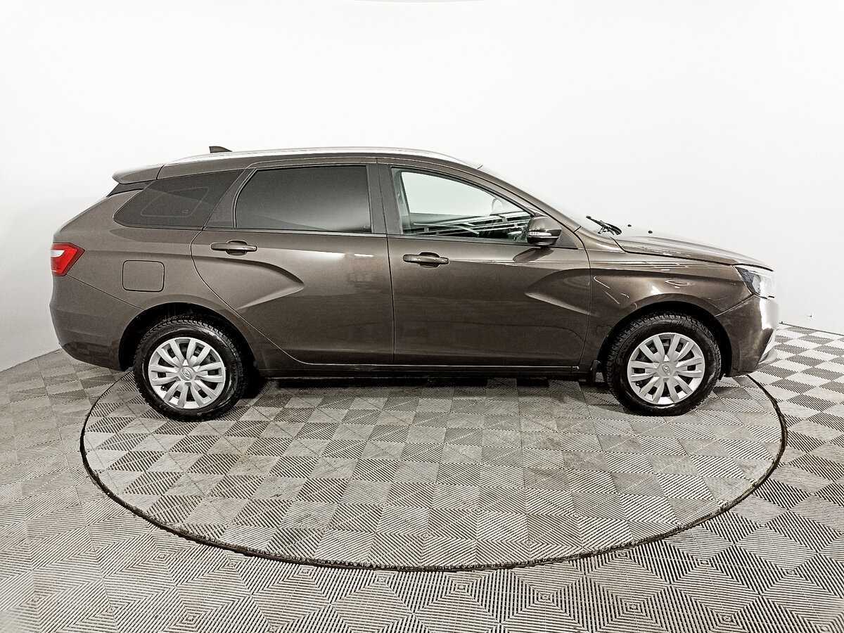 Lada (ВАЗ) Vesta с пробегом — 2021 год. Фото: #3