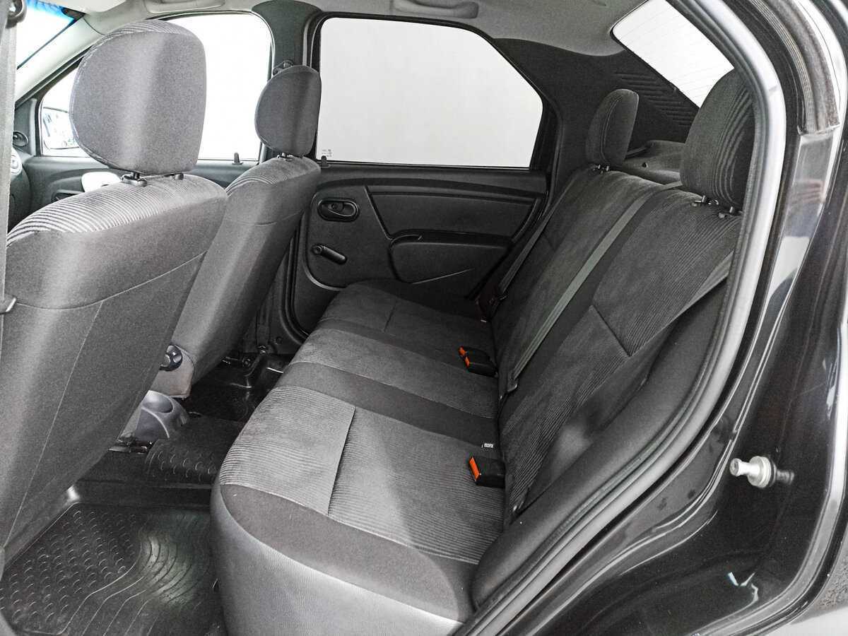 Renault Logan с пробегом — 2014 год. Фото: #9