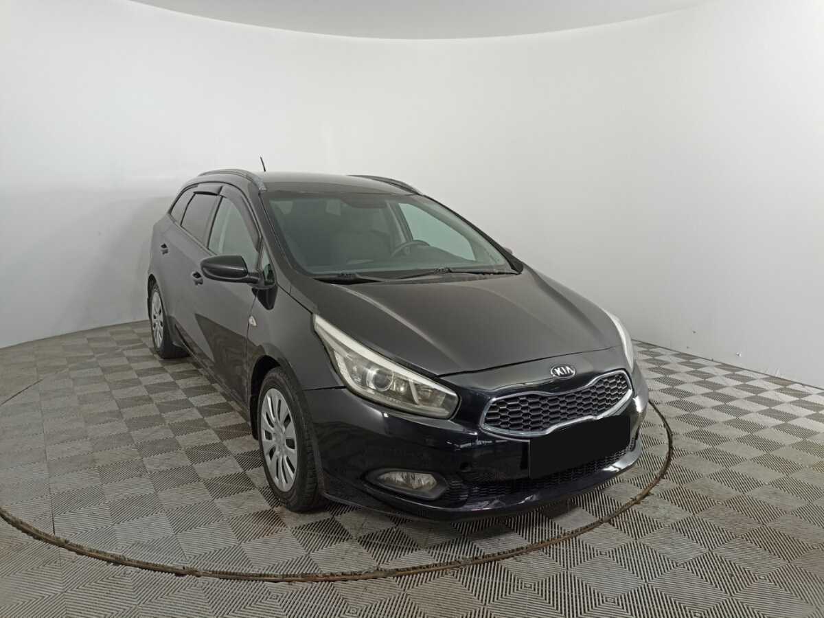 Kia Ceed с пробегом — 2015 год. Фото: #2