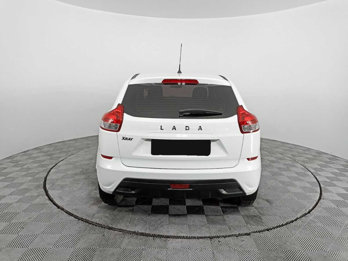 Lada (ВАЗ) XRAY с пробегом — 2017 год. Фото: #5