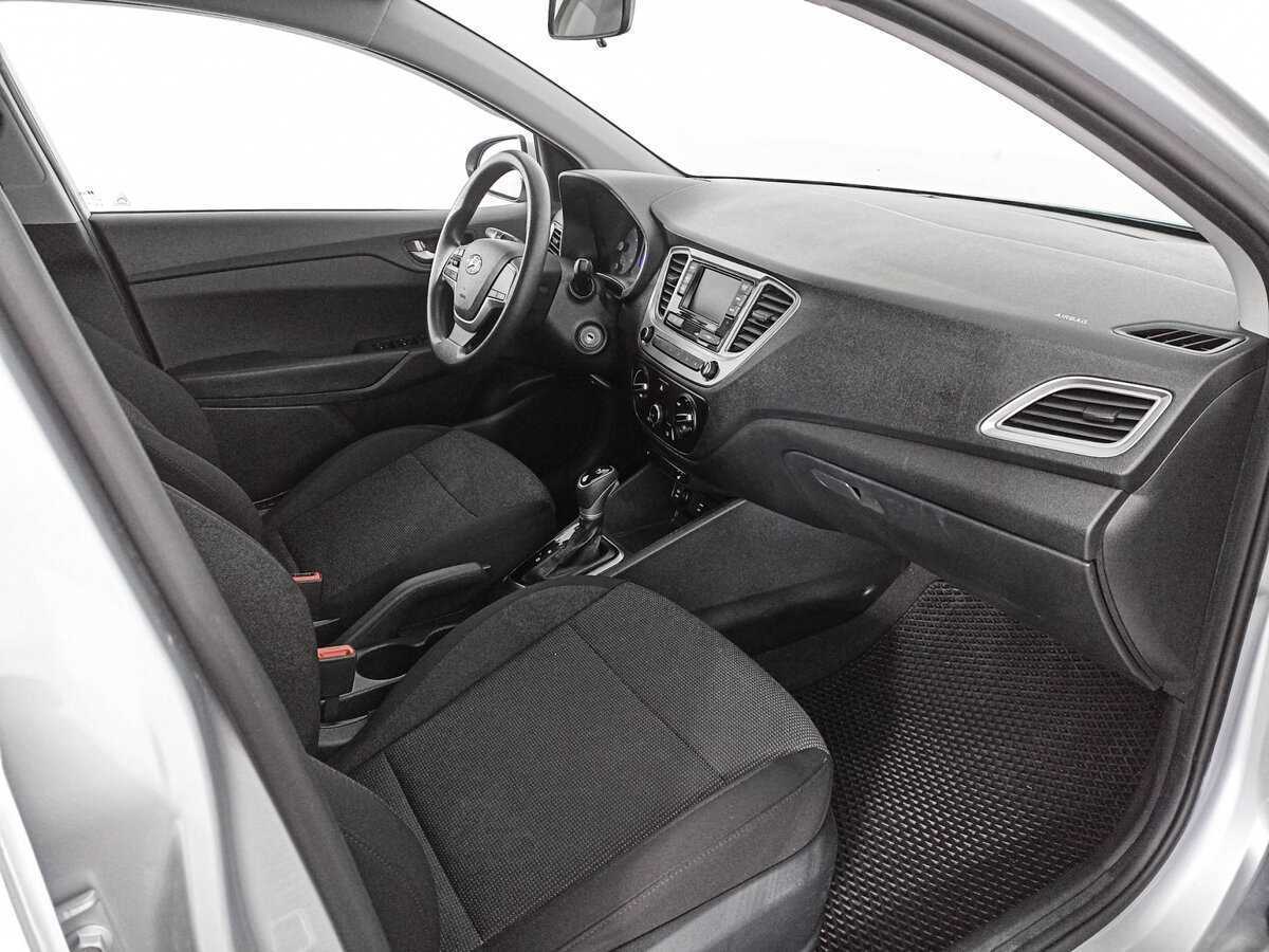 Hyundai Solaris с пробегом — 2021 год. Фото: #8