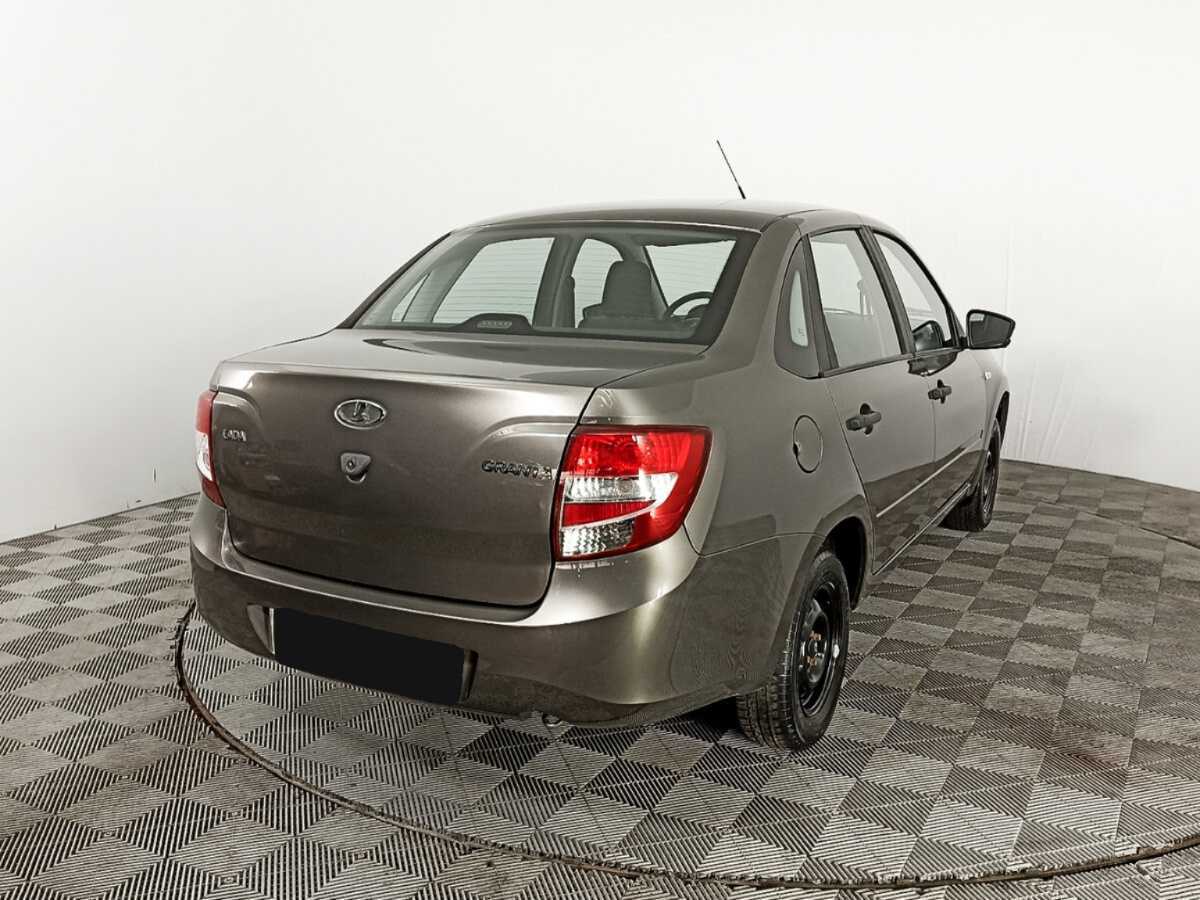 Lada (ВАЗ) Granta с пробегом — 2018 год. Фото: #4