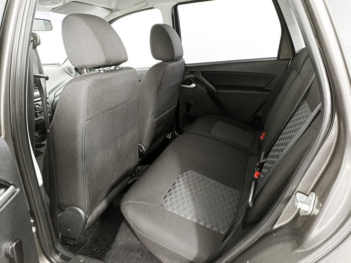 Lada (ВАЗ) Granta с пробегом — 2019 год. Фото: #9