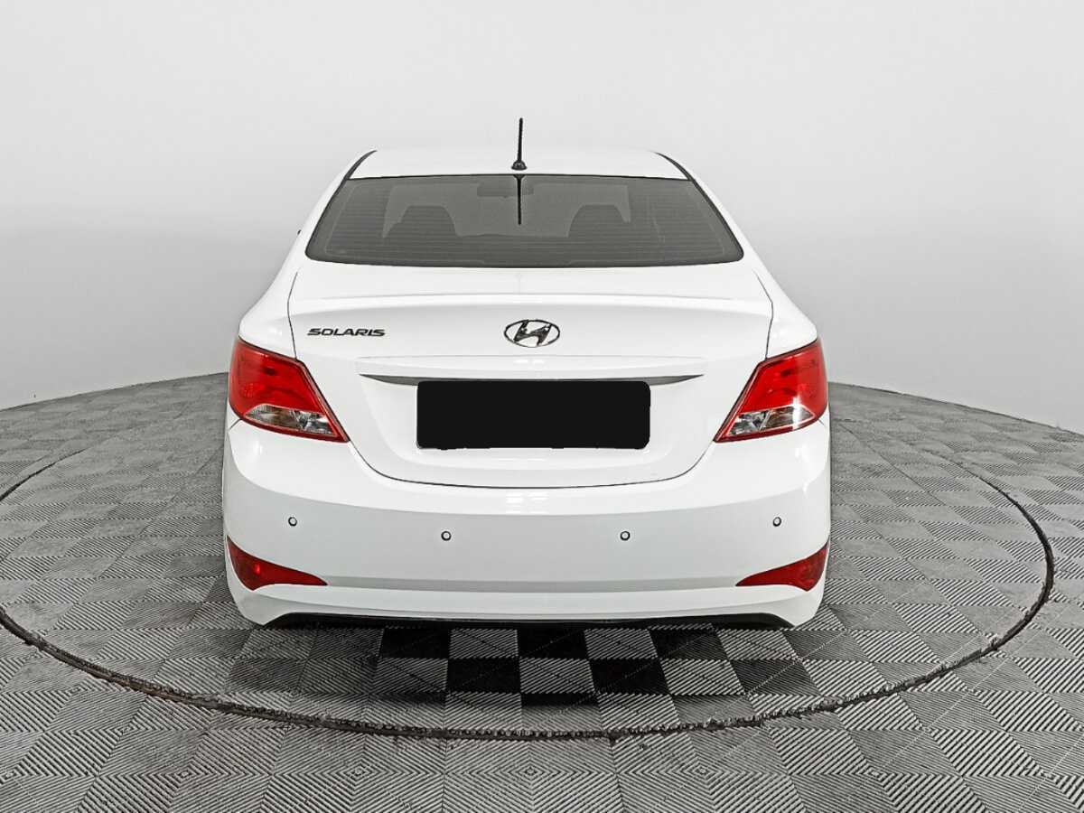 Hyundai Solaris с пробегом — 2016 год. Фото: #5