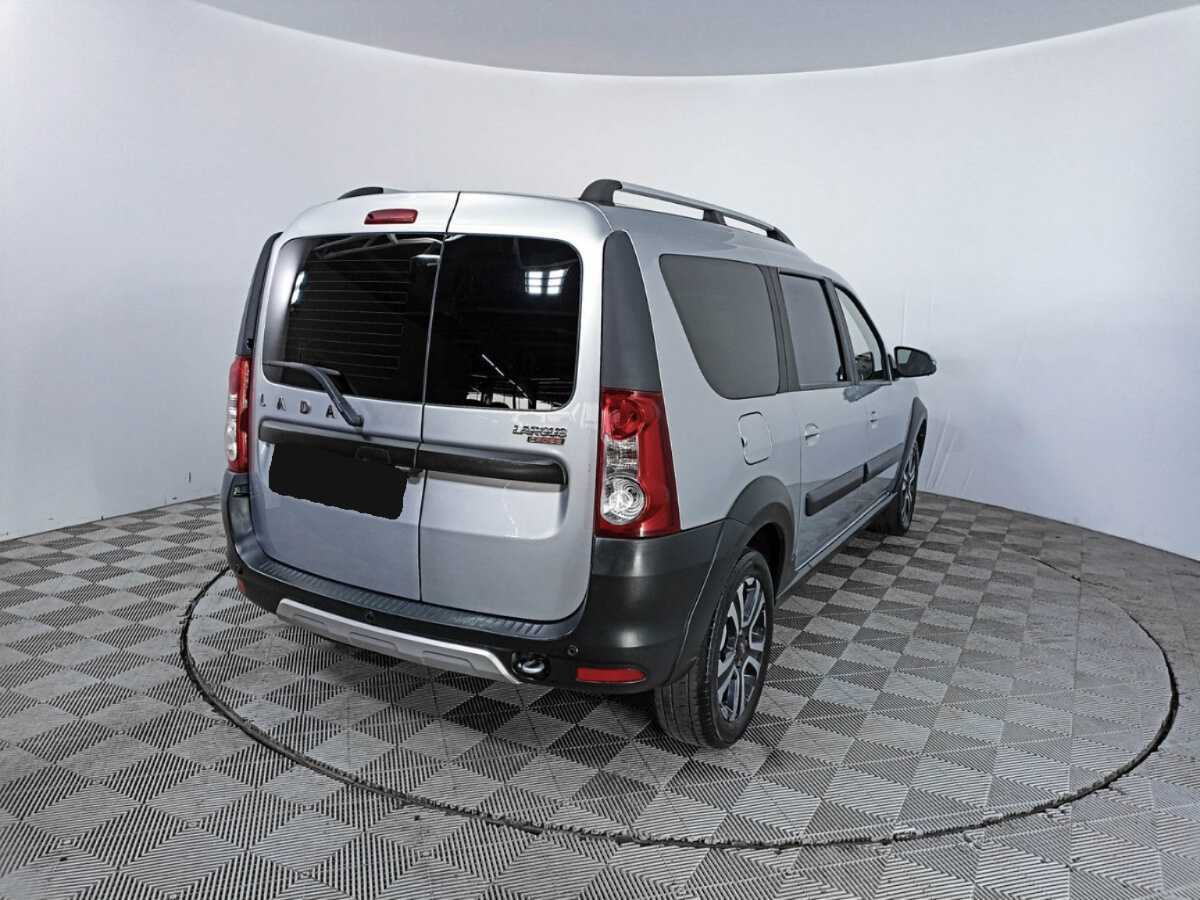 Lada (ВАЗ) Largus с пробегом — 2021 год. Фото: #4