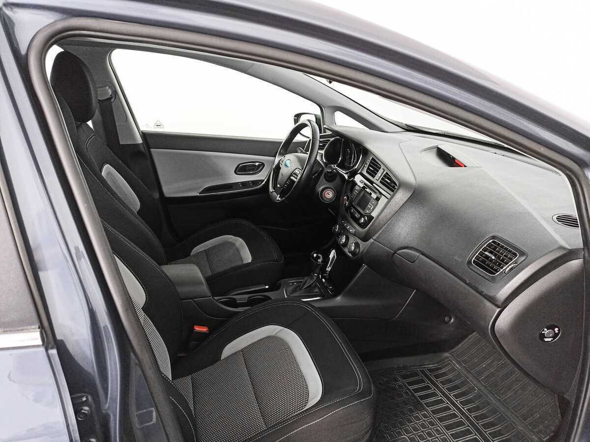 Kia Ceed с пробегом — 2014 год. Фото: #8