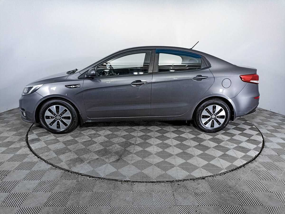 Kia Rio с пробегом — 2015 год. Фото: #7
