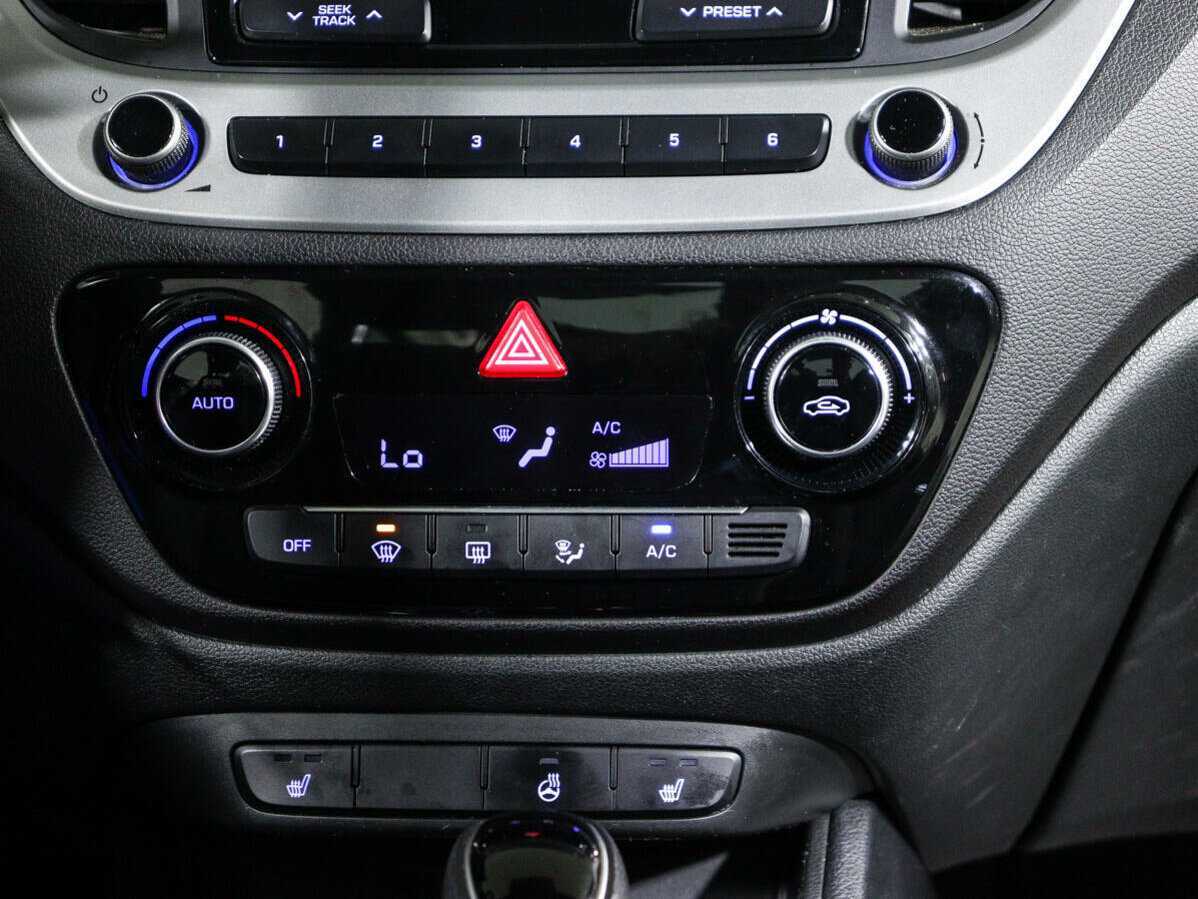 Hyundai Solaris с пробегом — 2017 год. Фото: #13