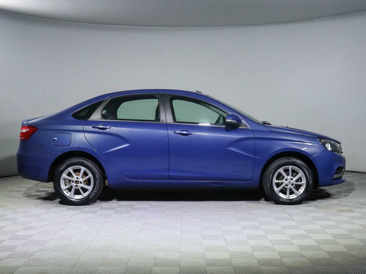 Lada (ВАЗ) Vesta с пробегом — 2016 год. Фото: #3