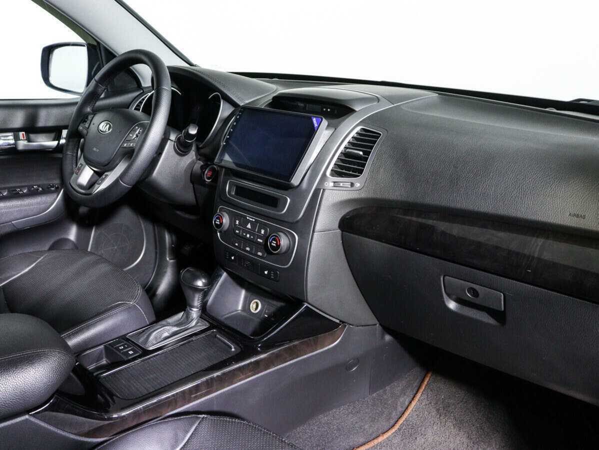 Kia Sorento с пробегом — 2014 год. Фото: #8