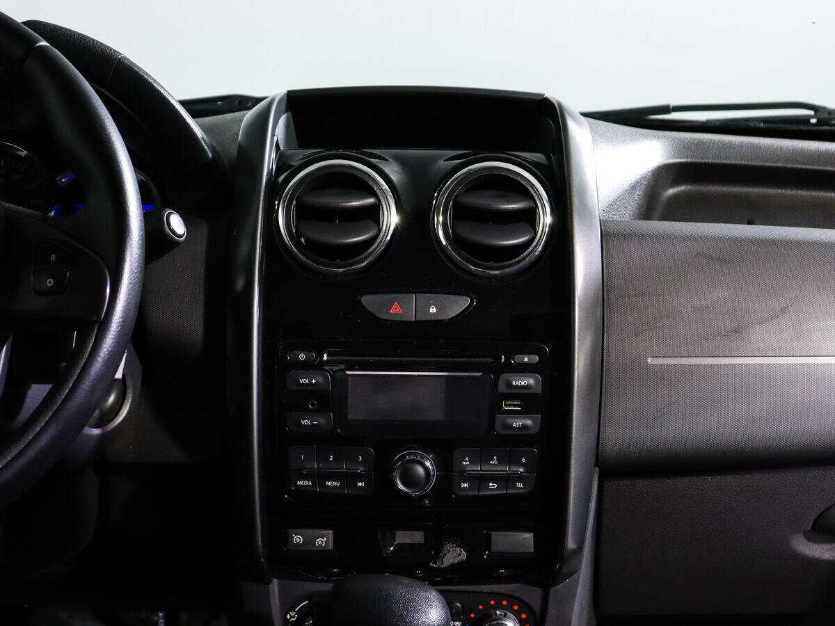 Renault Duster с пробегом — 2016 год. Фото: #10