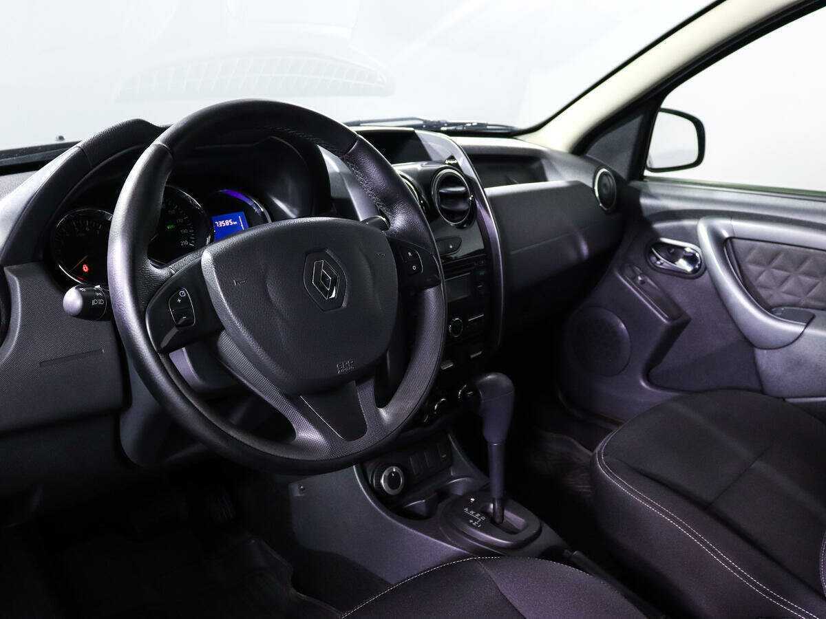 Renault Duster с пробегом — 2016 год. Фото: #11