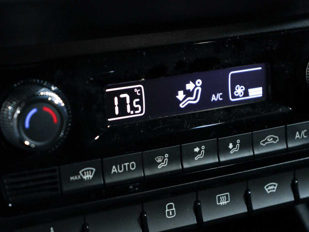 Skoda Rapid с пробегом — 2020 год. Фото: #19