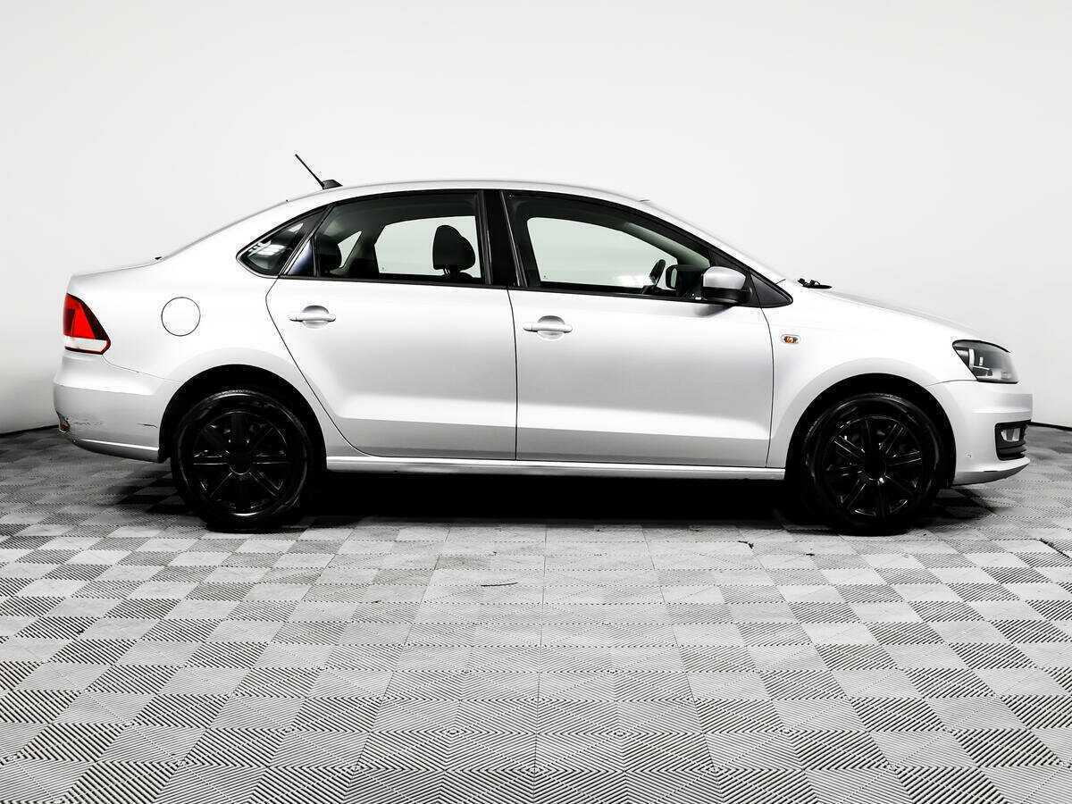 Volkswagen Polo с пробегом — 2018 год. Фото: #3