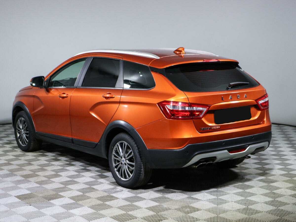 Lada (ВАЗ) Vesta с пробегом — 2018 год. Фото: #4