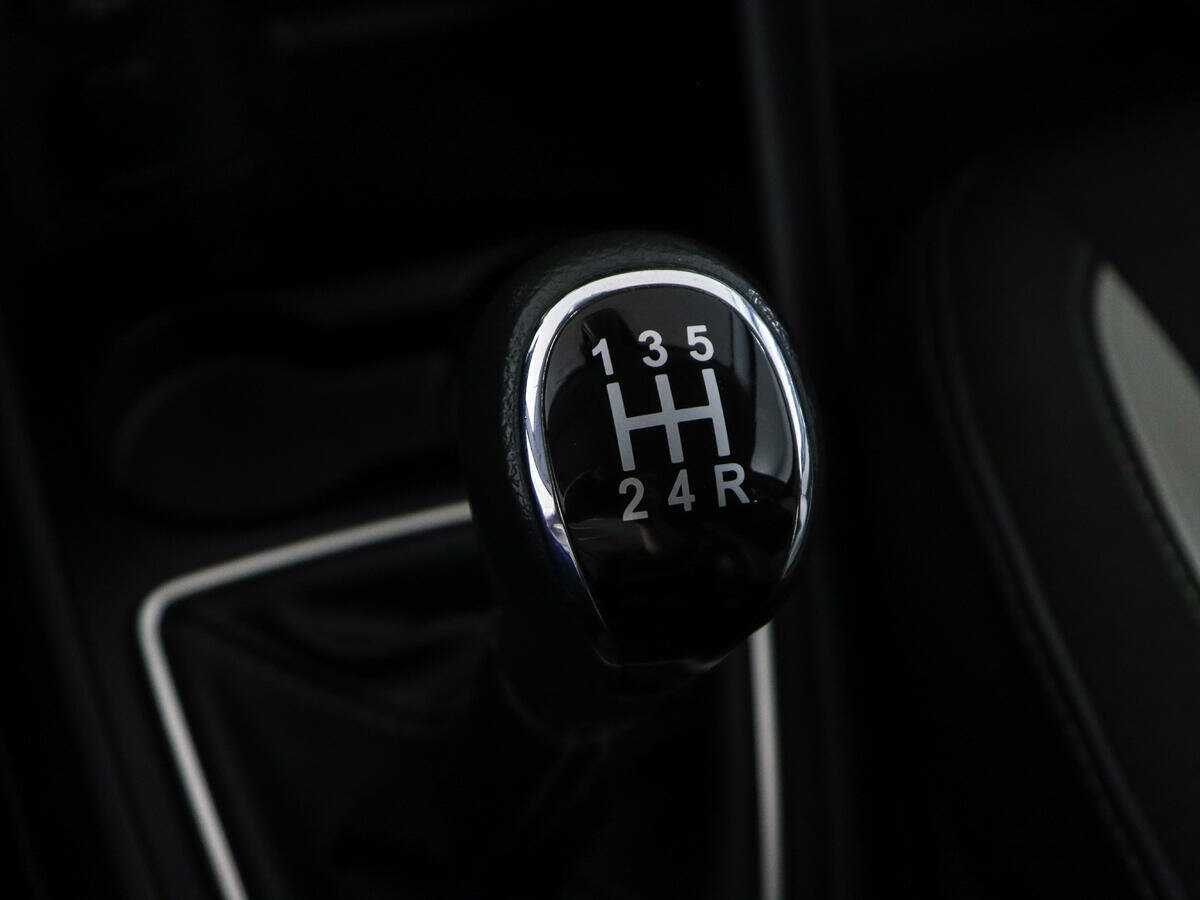 Lada (ВАЗ) Vesta с пробегом — 2018 год. Фото: #16