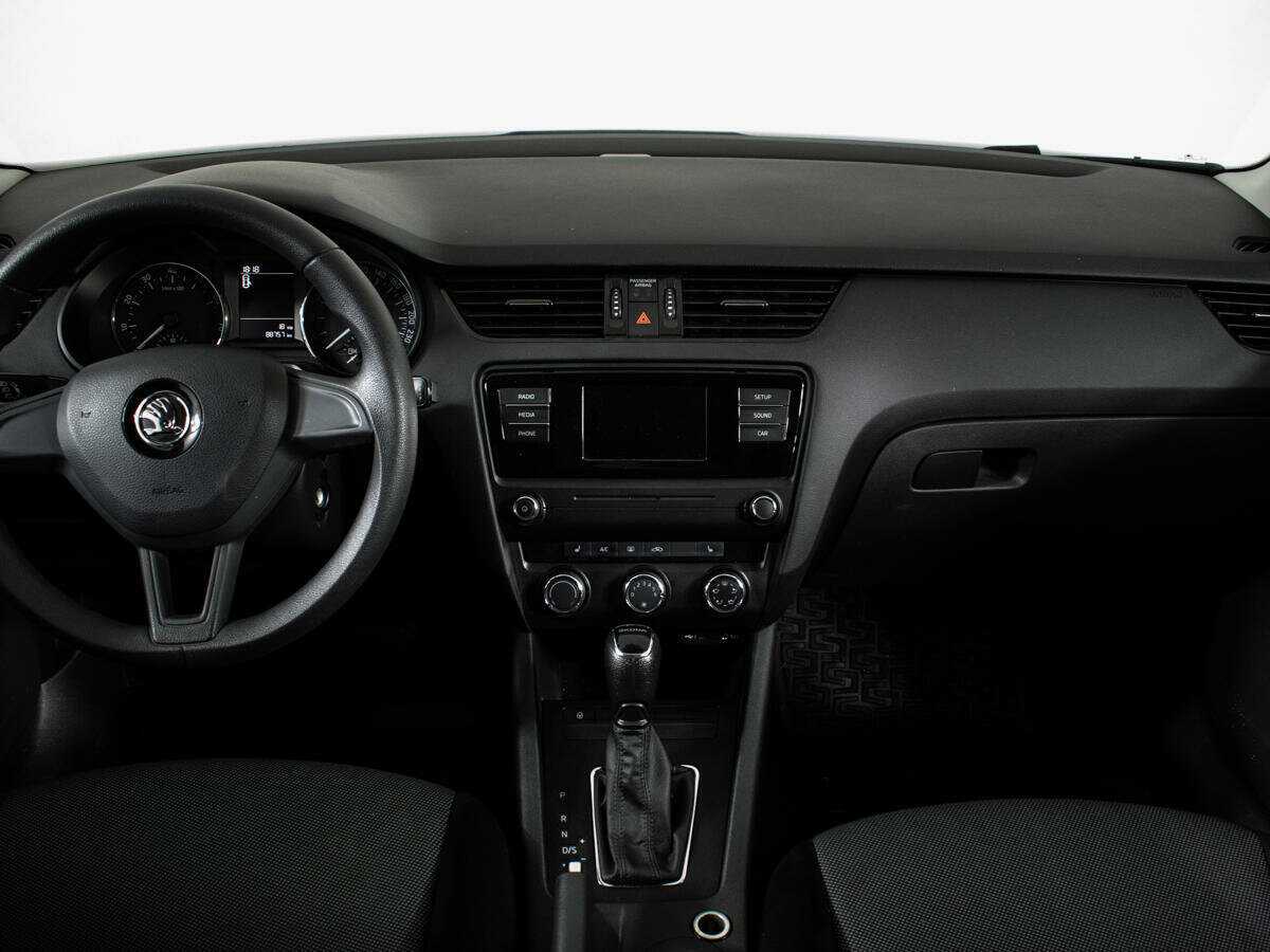 Skoda Octavia с пробегом — 2016 год. Фото: #8