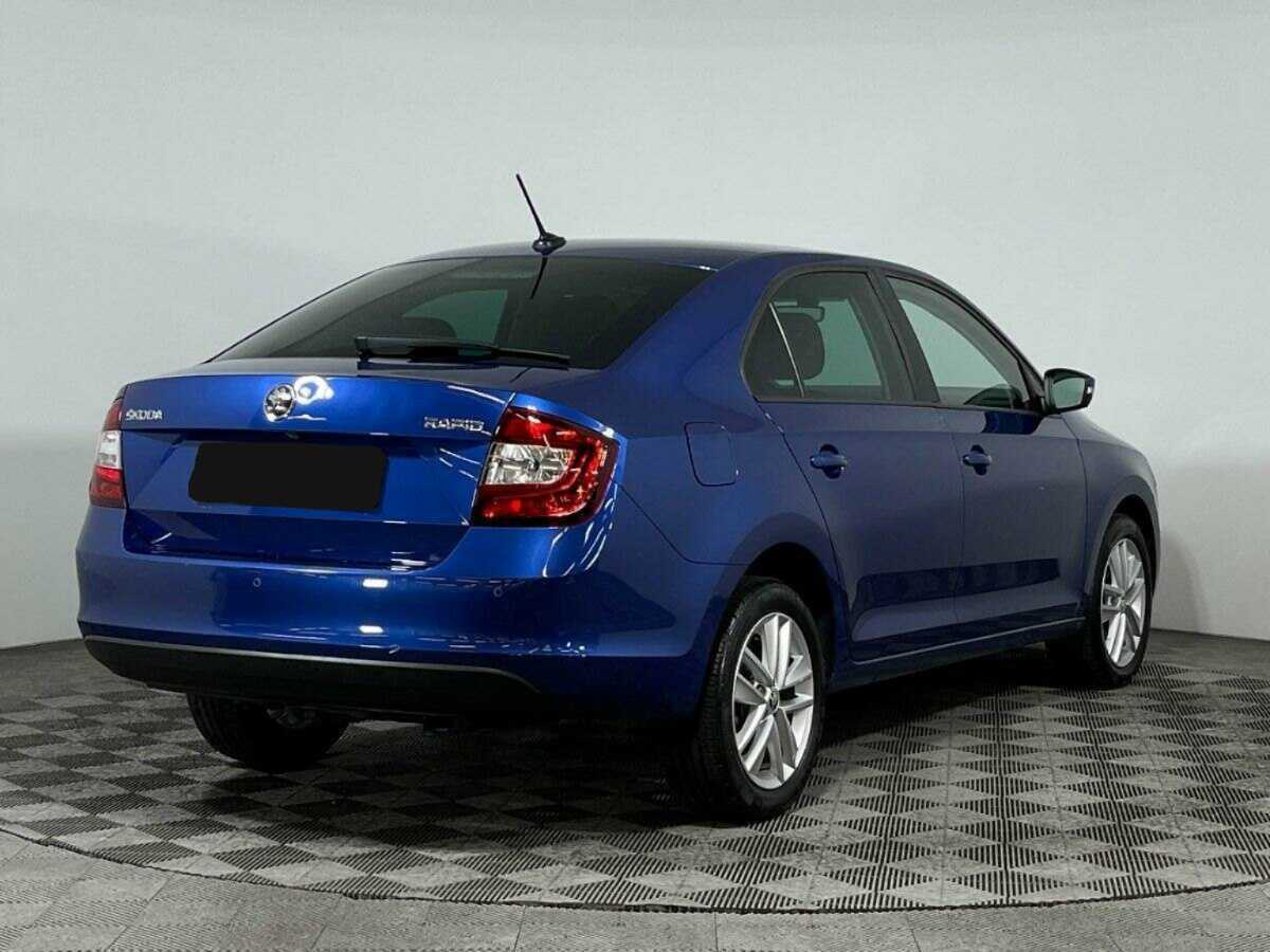 Skoda Rapid с пробегом — 2019 год. Фото: #4