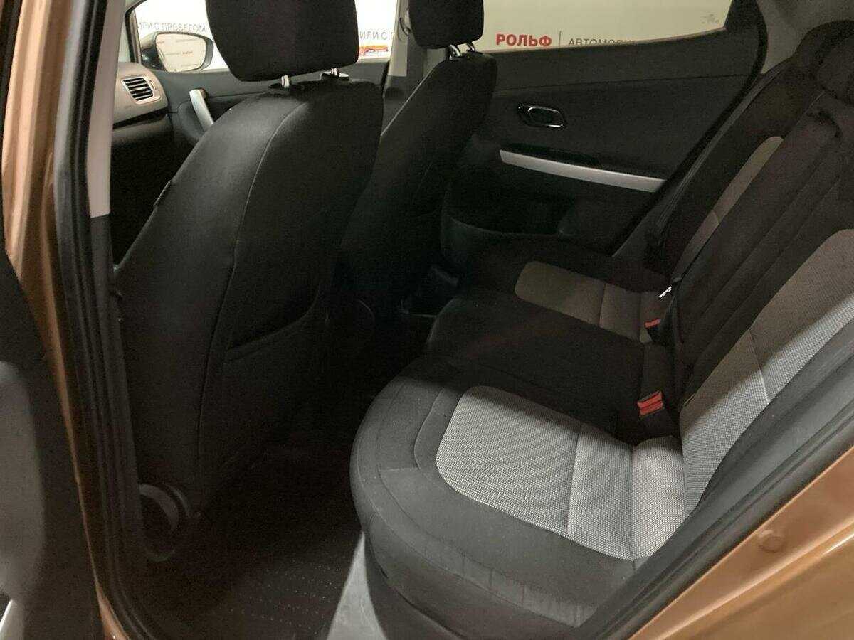 Kia Ceed с пробегом — 2015 год. Фото: #9