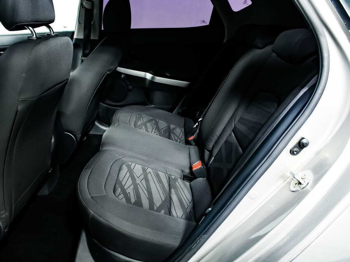 Kia Ceed с пробегом — 2014 год. Фото: #11