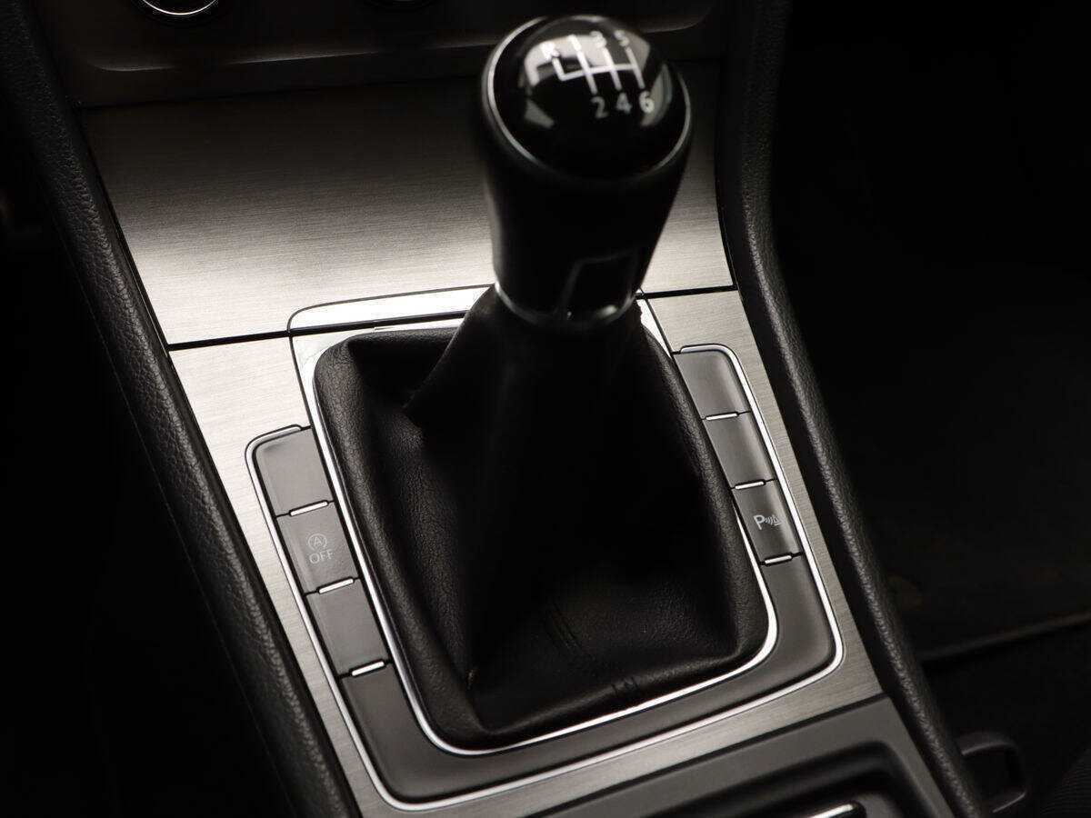 Volkswagen Golf с пробегом — 2013 год. Фото: #15