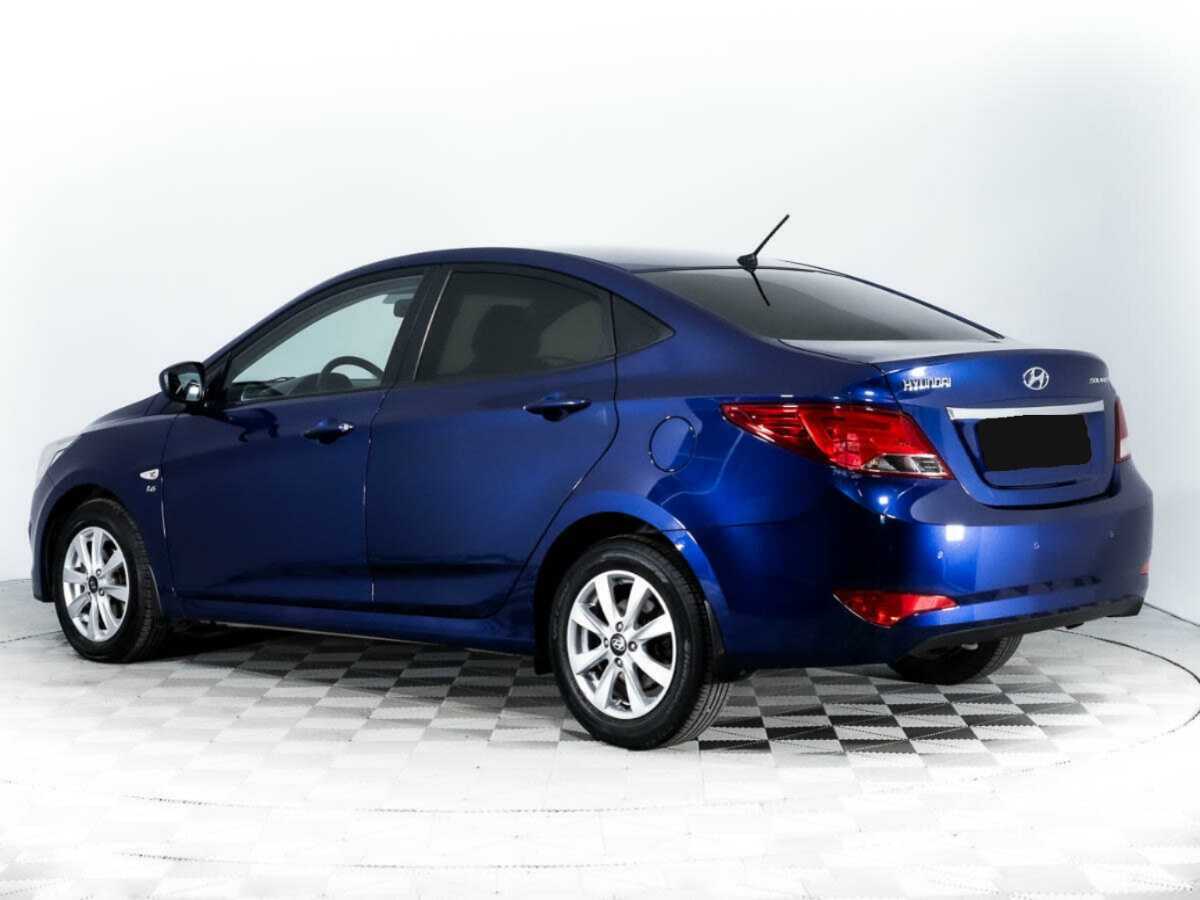 Hyundai Solaris с пробегом — 2015 год. Фото: #6