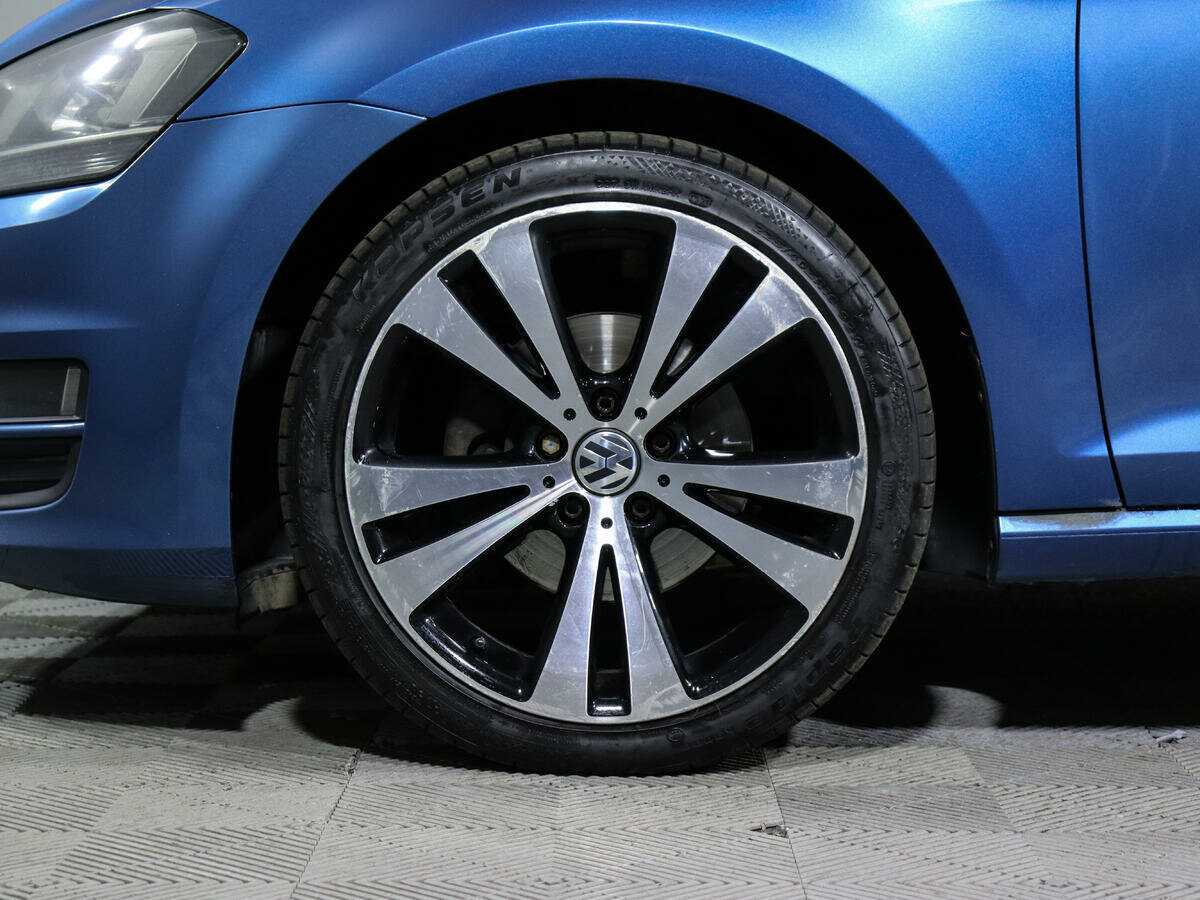 Volkswagen Golf с пробегом — 2013 год. Фото: #14