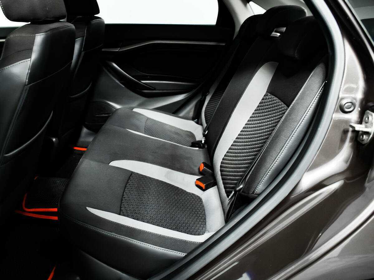 Lada (ВАЗ) Vesta с пробегом — 2017 год. Фото: #11