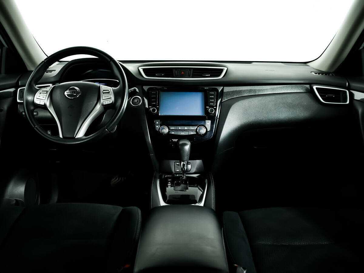 Nissan X-Trail с пробегом — 2015 год. Фото: #10