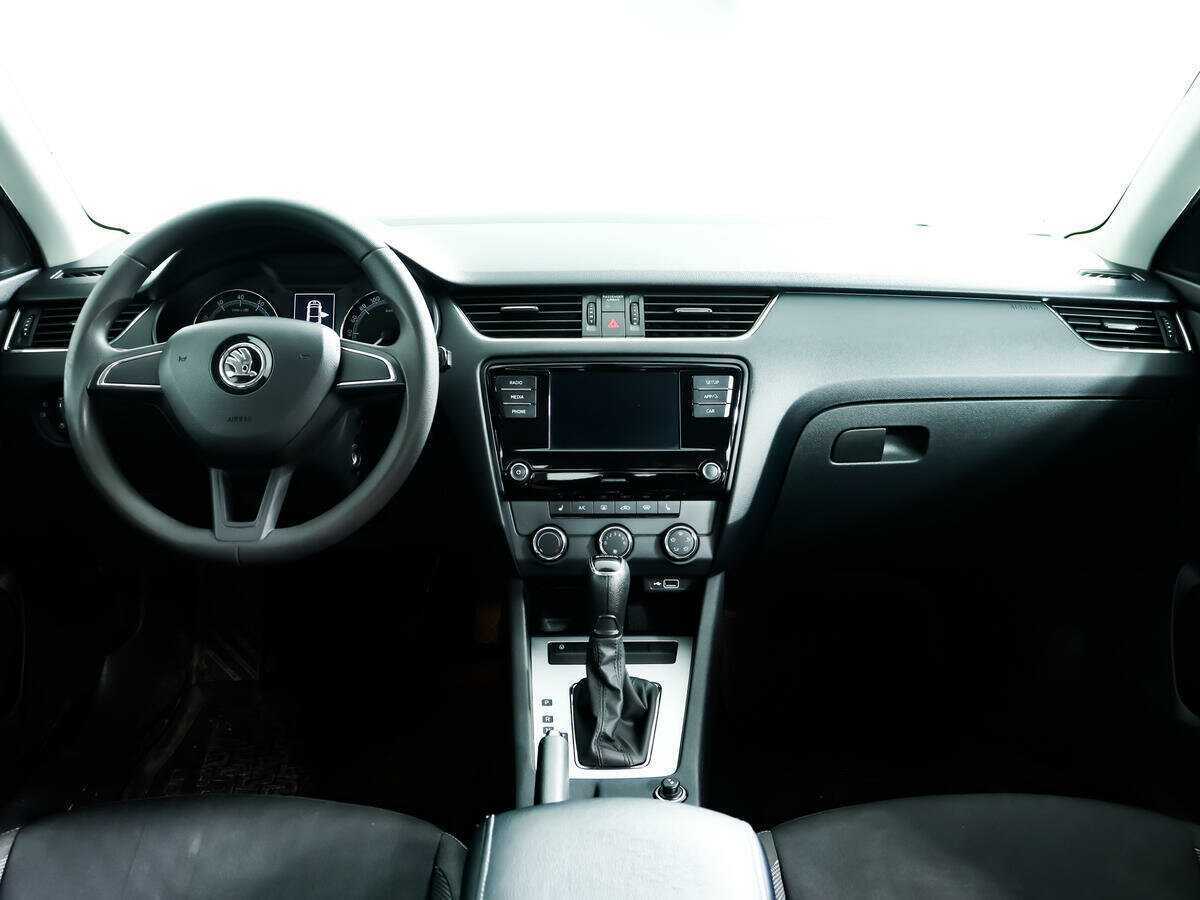 Skoda Octavia с пробегом — 2018 год. Фото: #10