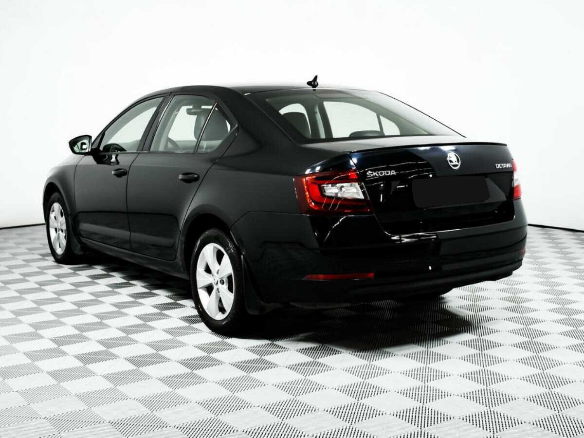 Skoda Octavia с пробегом — 2017 год. Фото: #6