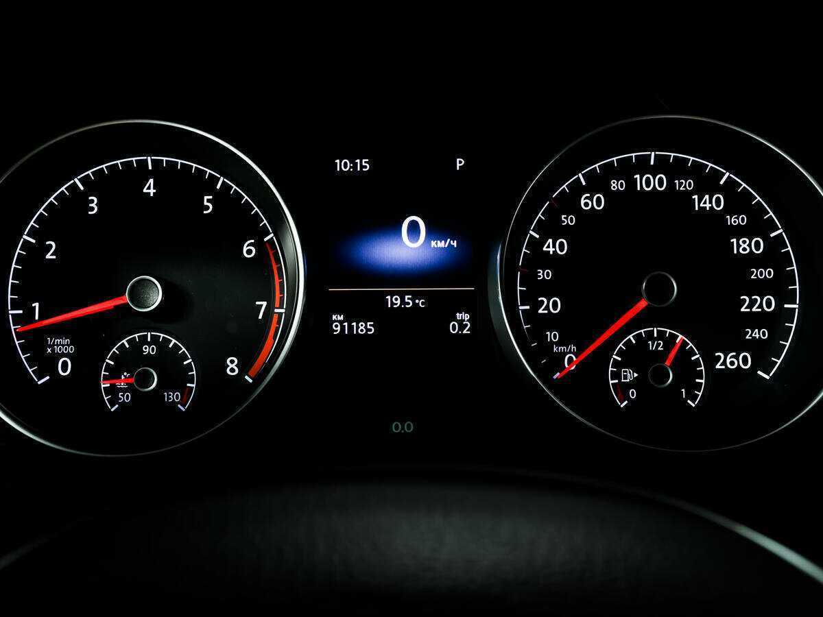 Volkswagen Golf с пробегом — 2013 год. Фото: #9