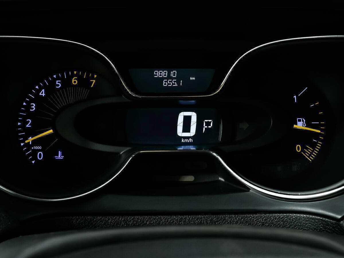 Renault Kaptur с пробегом — 2016 год. Фото: #9