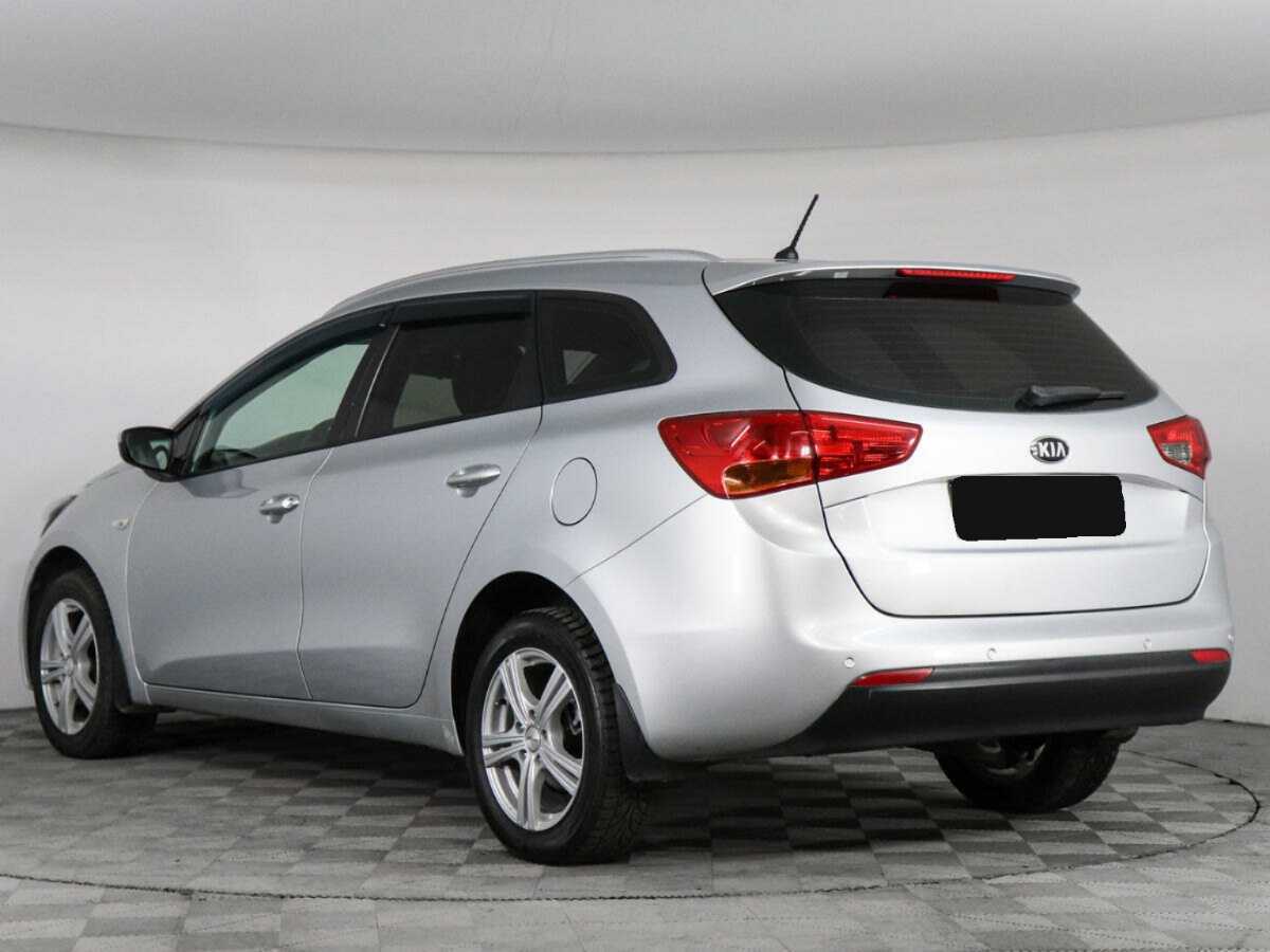 Kia Ceed с пробегом — 2015 год. Фото: #6