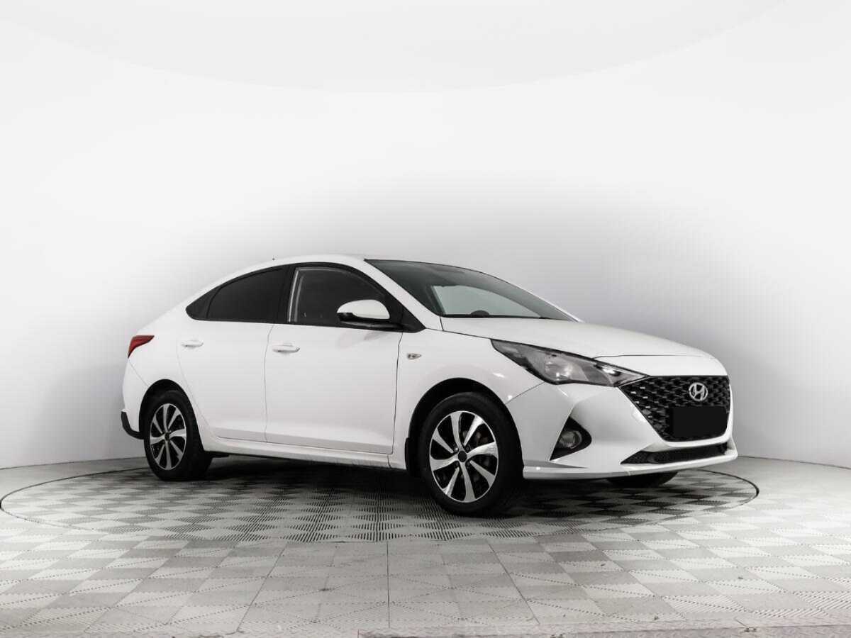 Hyundai Solaris с пробегом — 2021 год. Фото: #2