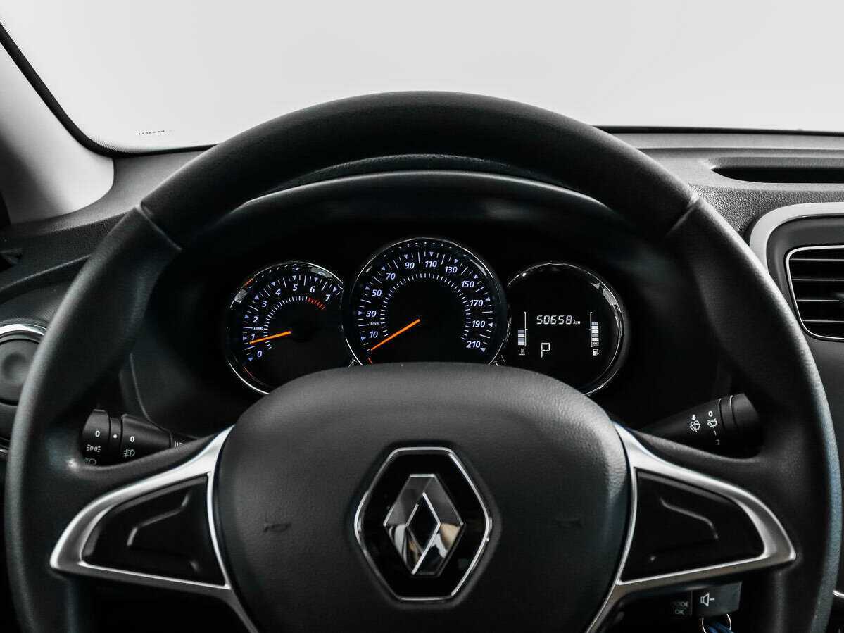 Renault Logan с пробегом — 2021 год. Фото: #15