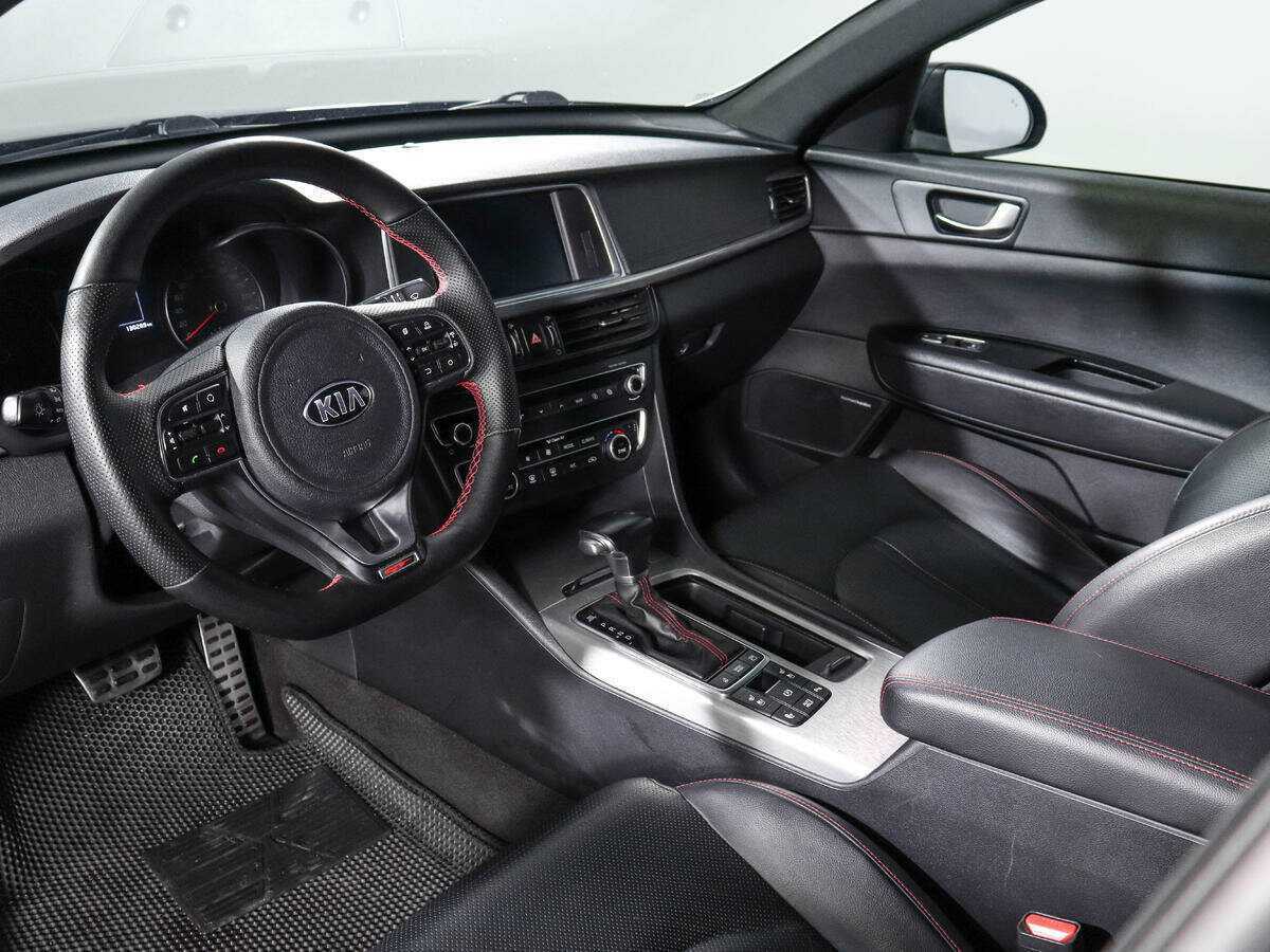 Kia Optima с пробегом — 2016 год. Фото: #13