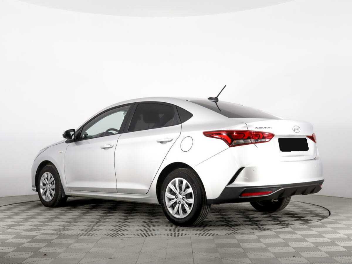 Hyundai Solaris с пробегом — 2021 год. Фото: #5