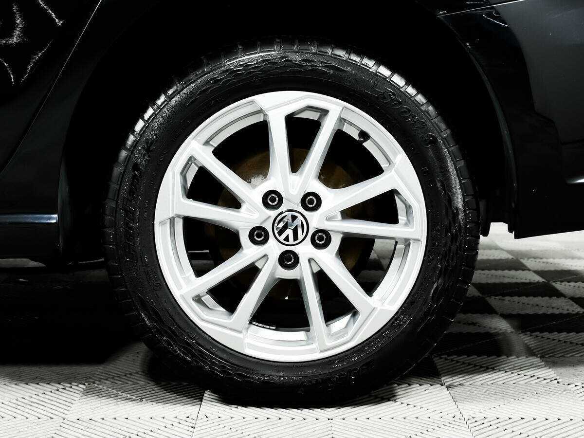 Volkswagen Polo с пробегом — 2012 год. Фото: #13