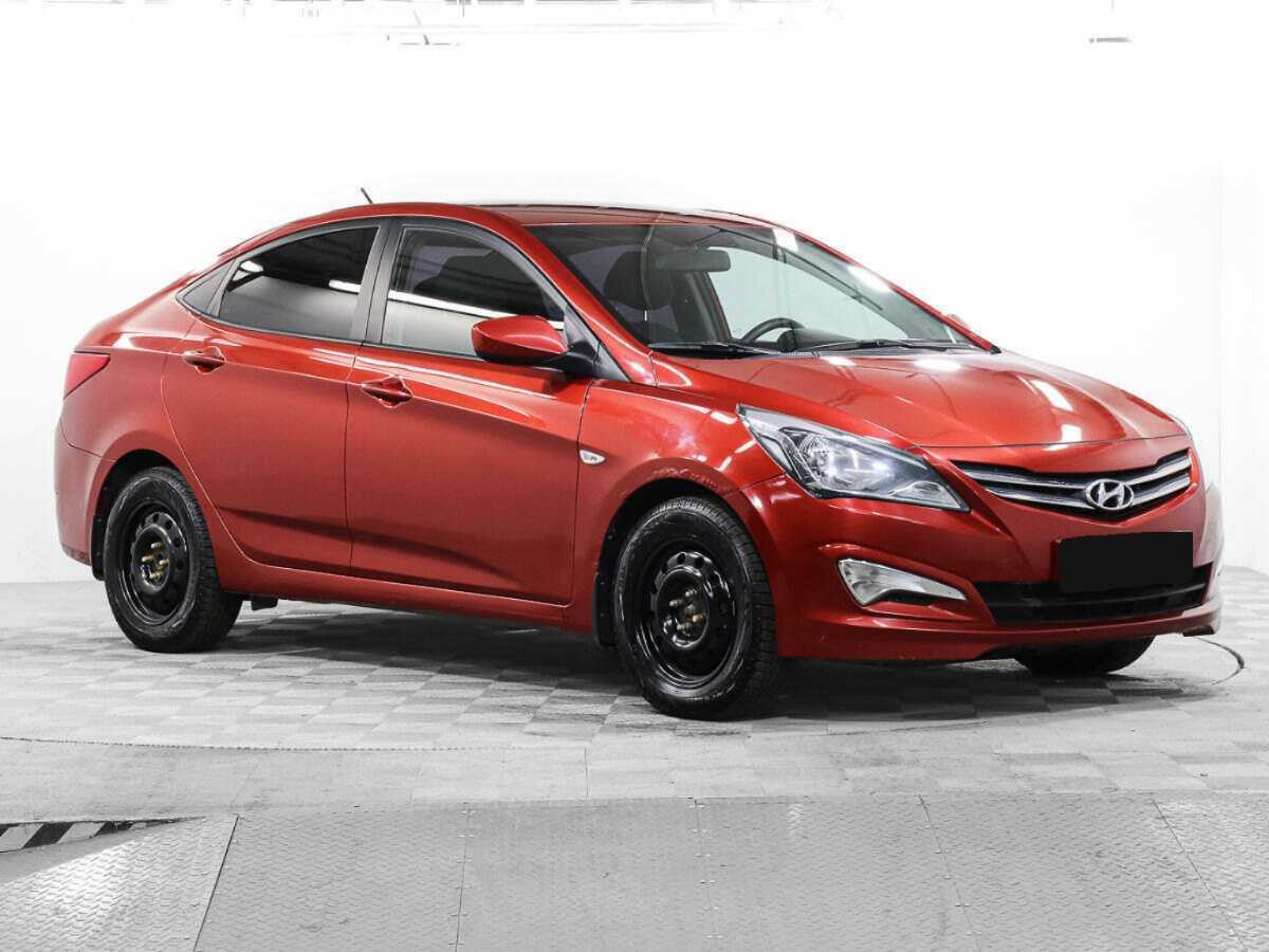 Hyundai Solaris с пробегом — 2014 год. Фото: #2