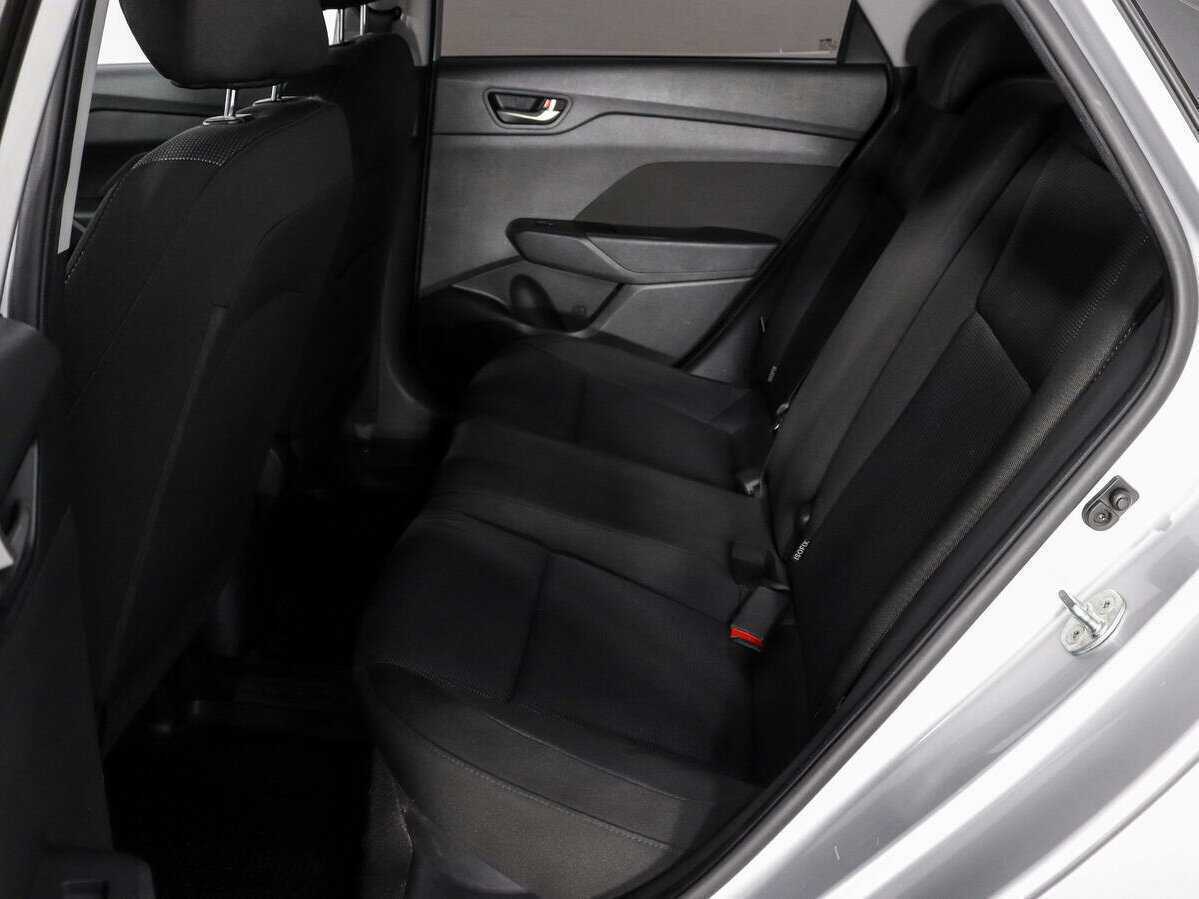 Hyundai Solaris с пробегом — 2019 год. Фото: #10