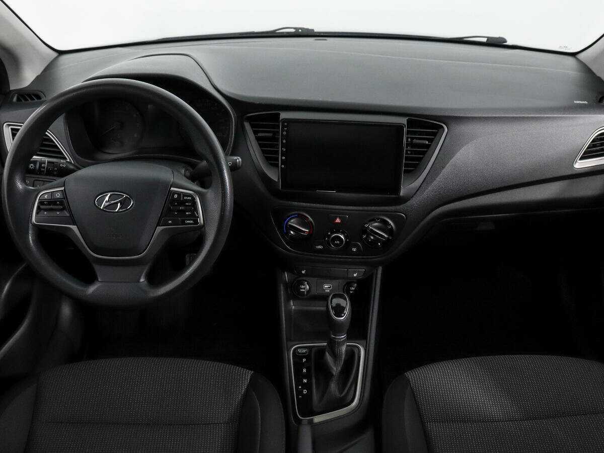 Hyundai Solaris с пробегом — 2019 год. Фото: #12