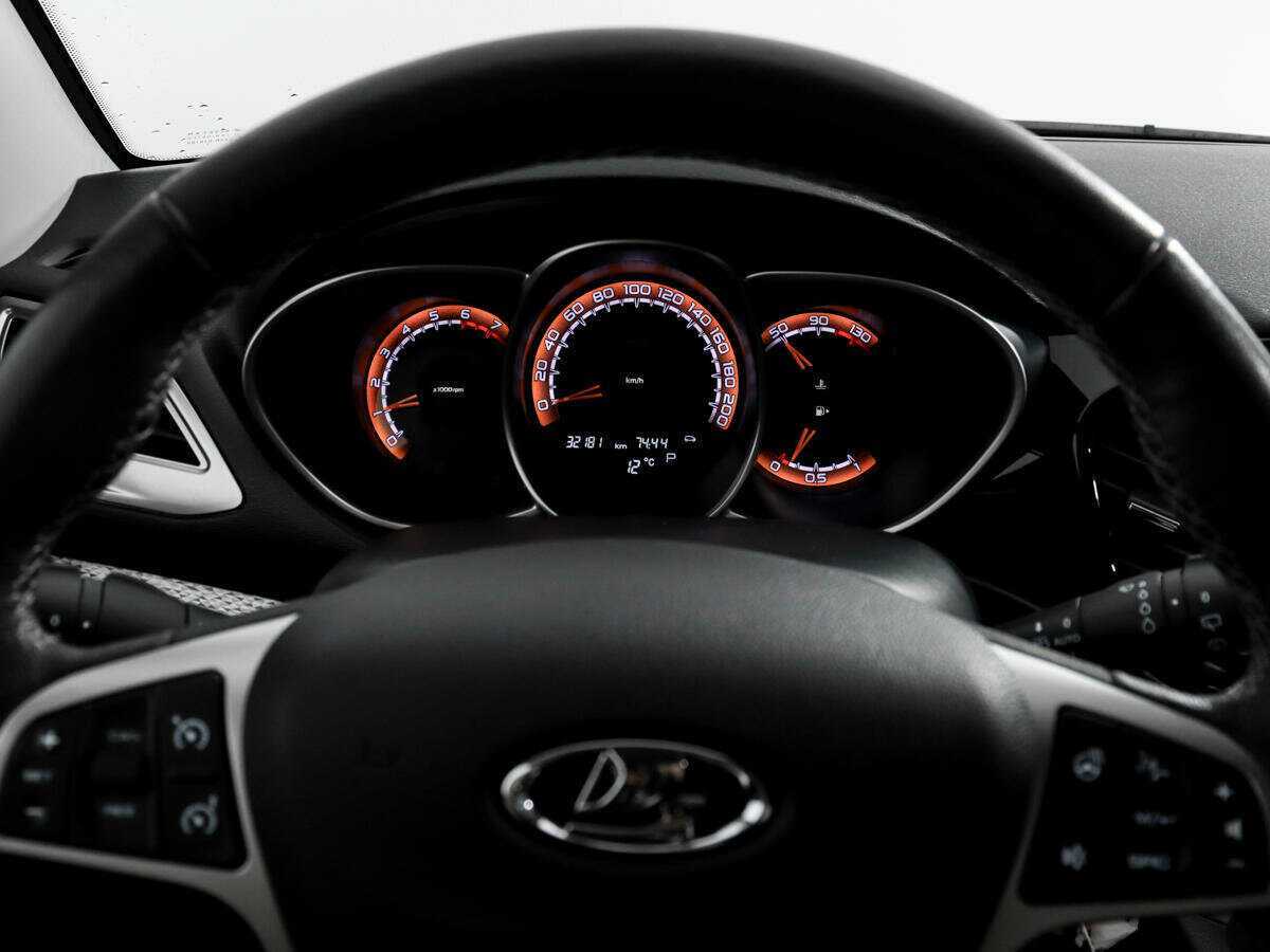 Lada (ВАЗ) Vesta с пробегом — 2022 год. Фото: #15