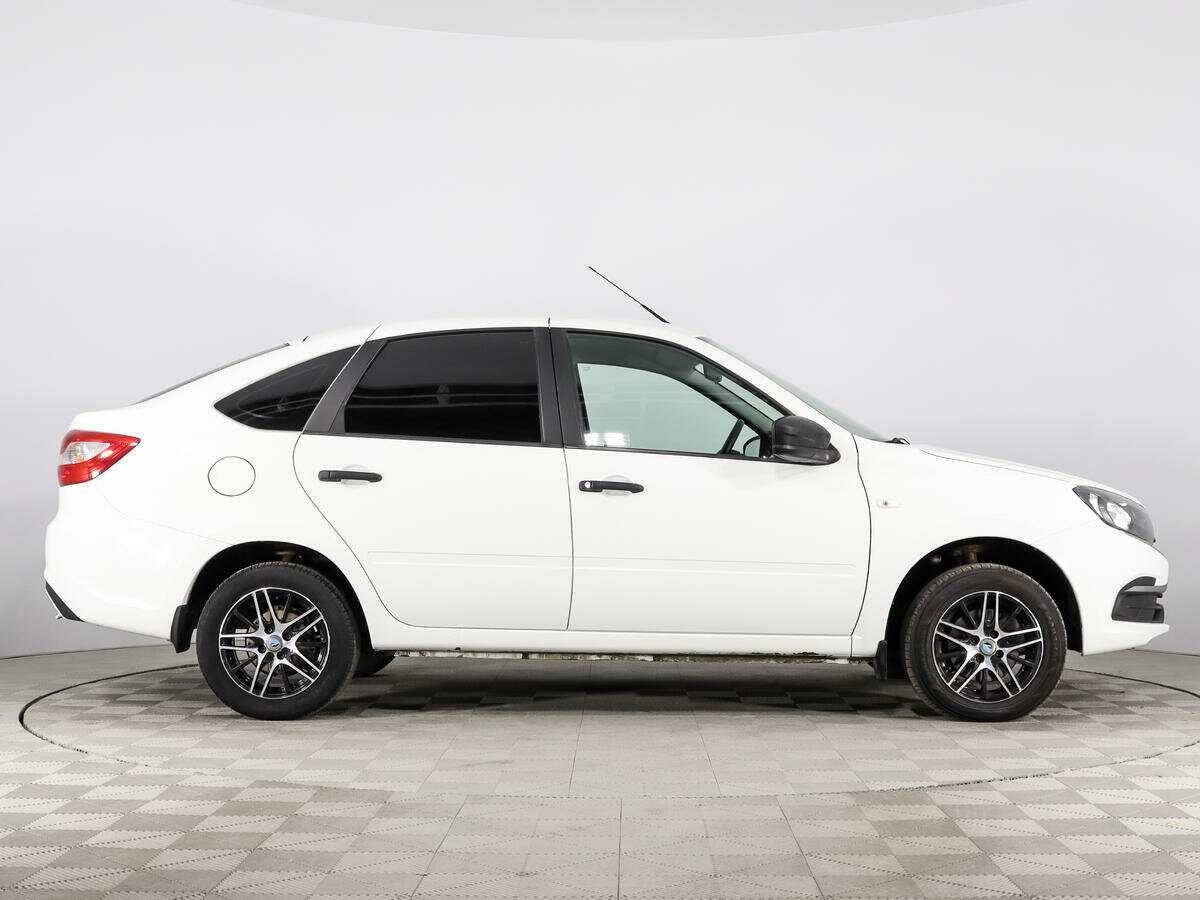 Lada (ВАЗ) Granta с пробегом — 2019 год. Фото: #3